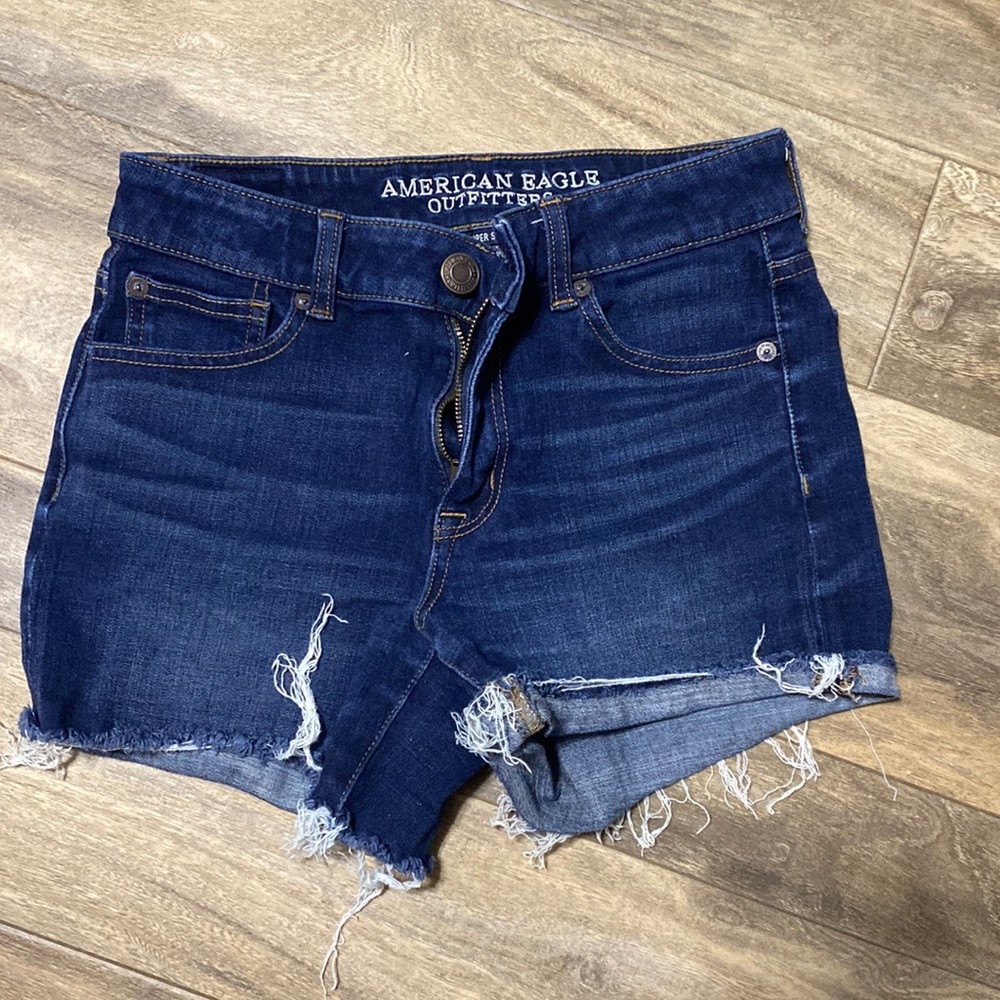 American Eagle Hi Rise Shorty shorts